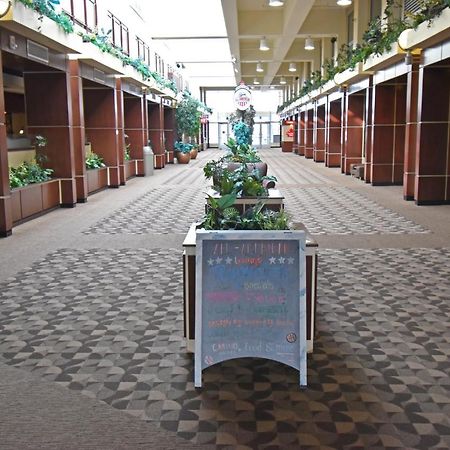 Canad Inns Destination Center Grand Forks Kültér fotó