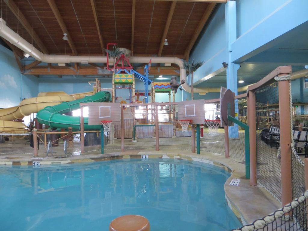 Canad Inns Destination Center Grand Forks Kültér fotó