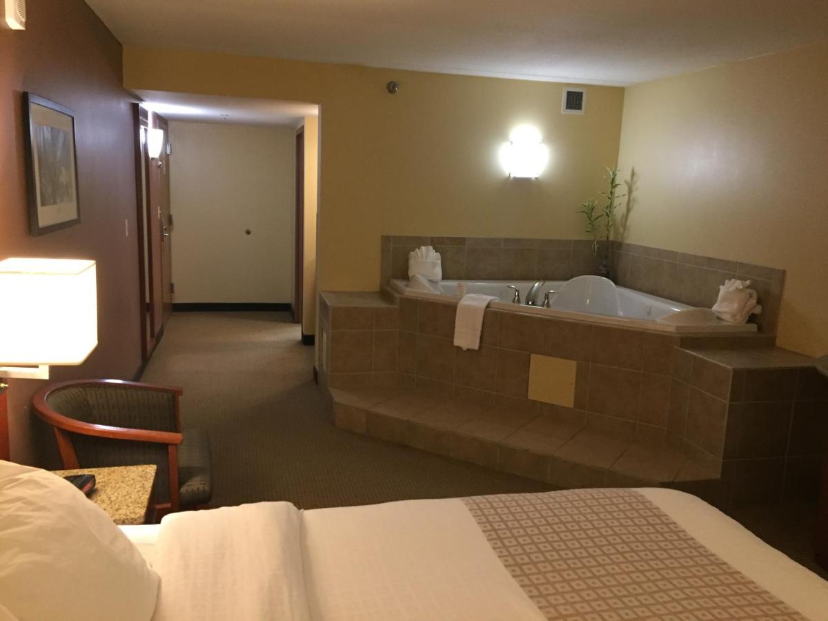 Canad Inns Destination Center Grand Forks Kültér fotó