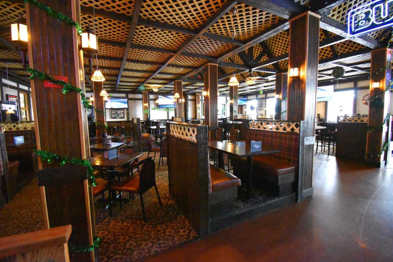 Canad Inns Destination Center Grand Forks Kültér fotó